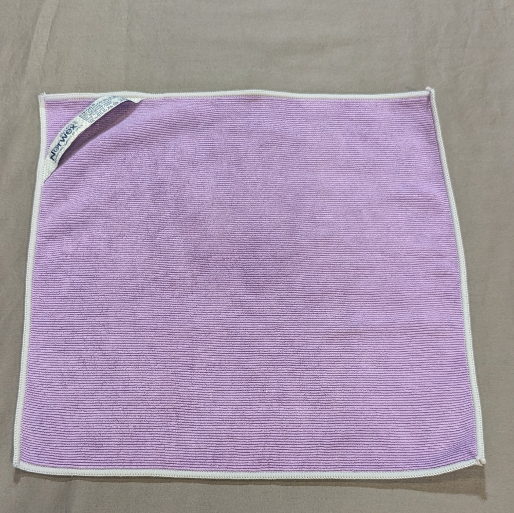 Norwex Basic Package Enviro Cloth & Window Cloth - Picture 4 of 8